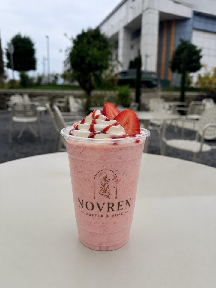 Strawberry Milkshake